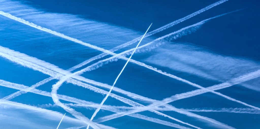 air plane trails