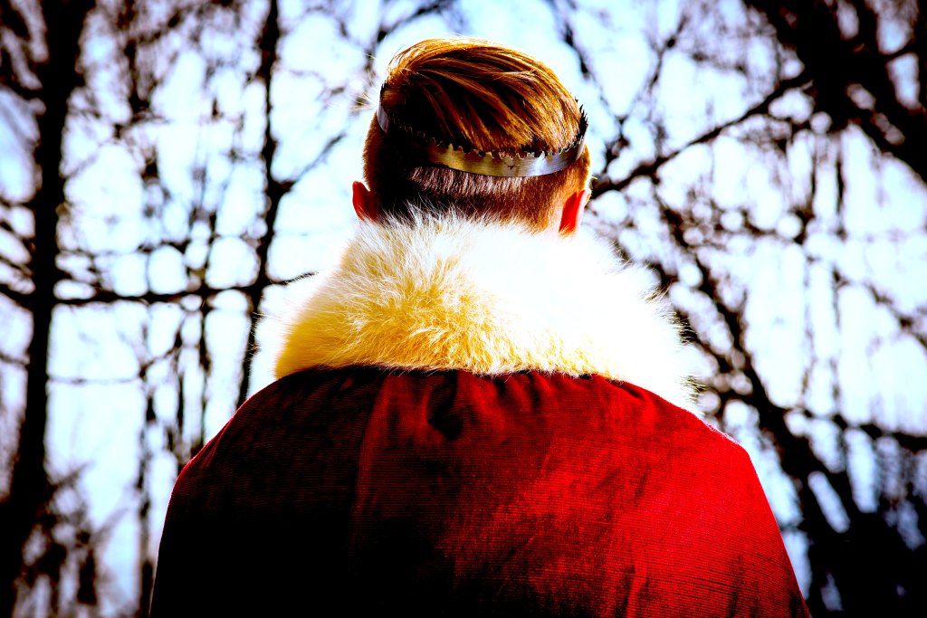 THE FALSE KING #poetry by&nbsp;jay